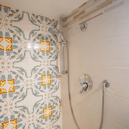 Apartment Barakka House Bari